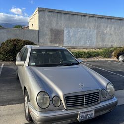 1997 Mercedes Benz e320