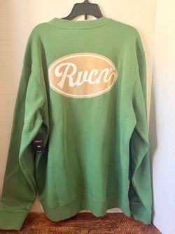 RVCA Green Crewneck Sweatshirt Size M