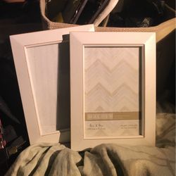 Matching Set Pair Of MALDEN 4” X 6” Wood Frames