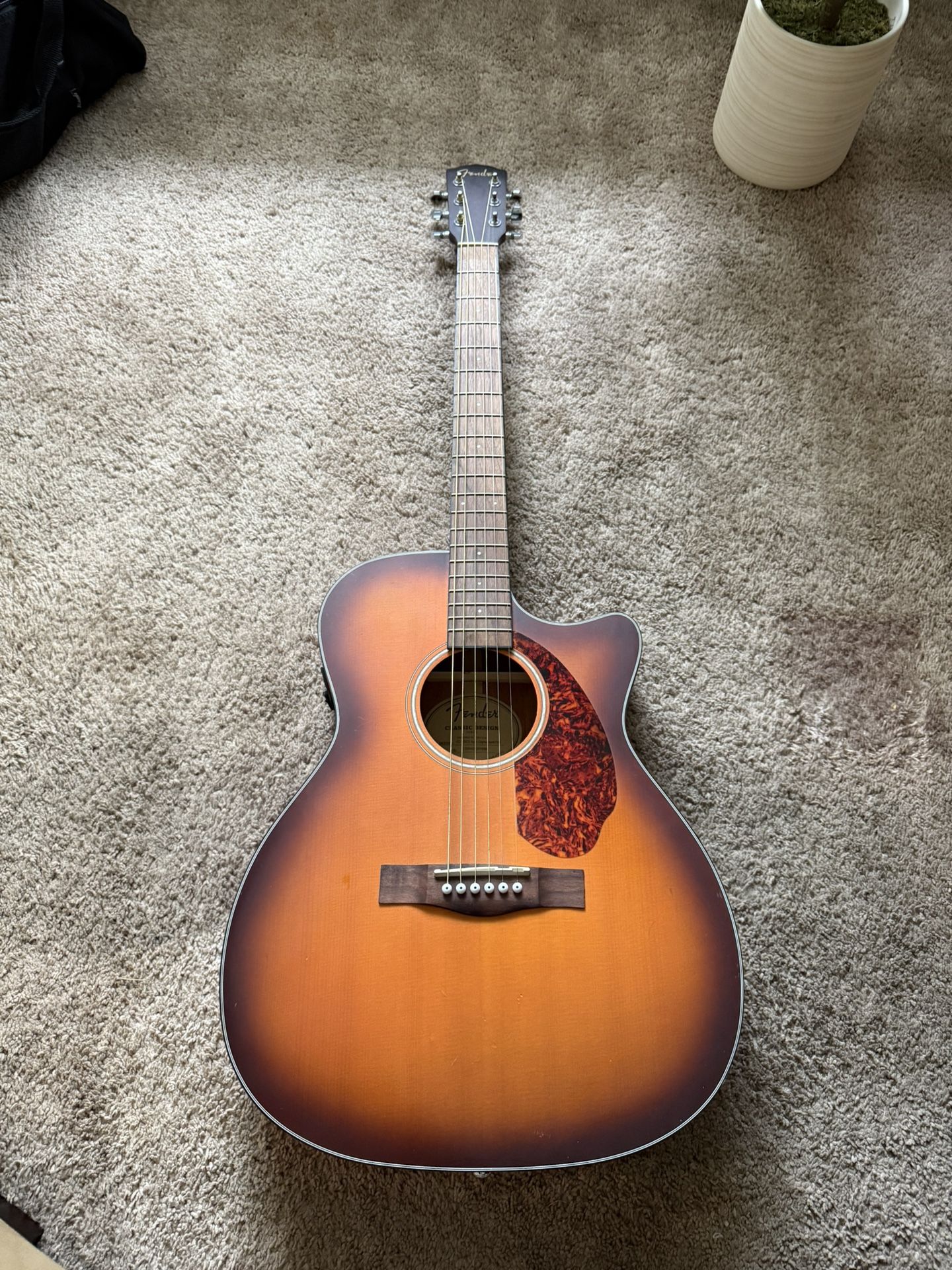Fender Acoustic-electric Guitar