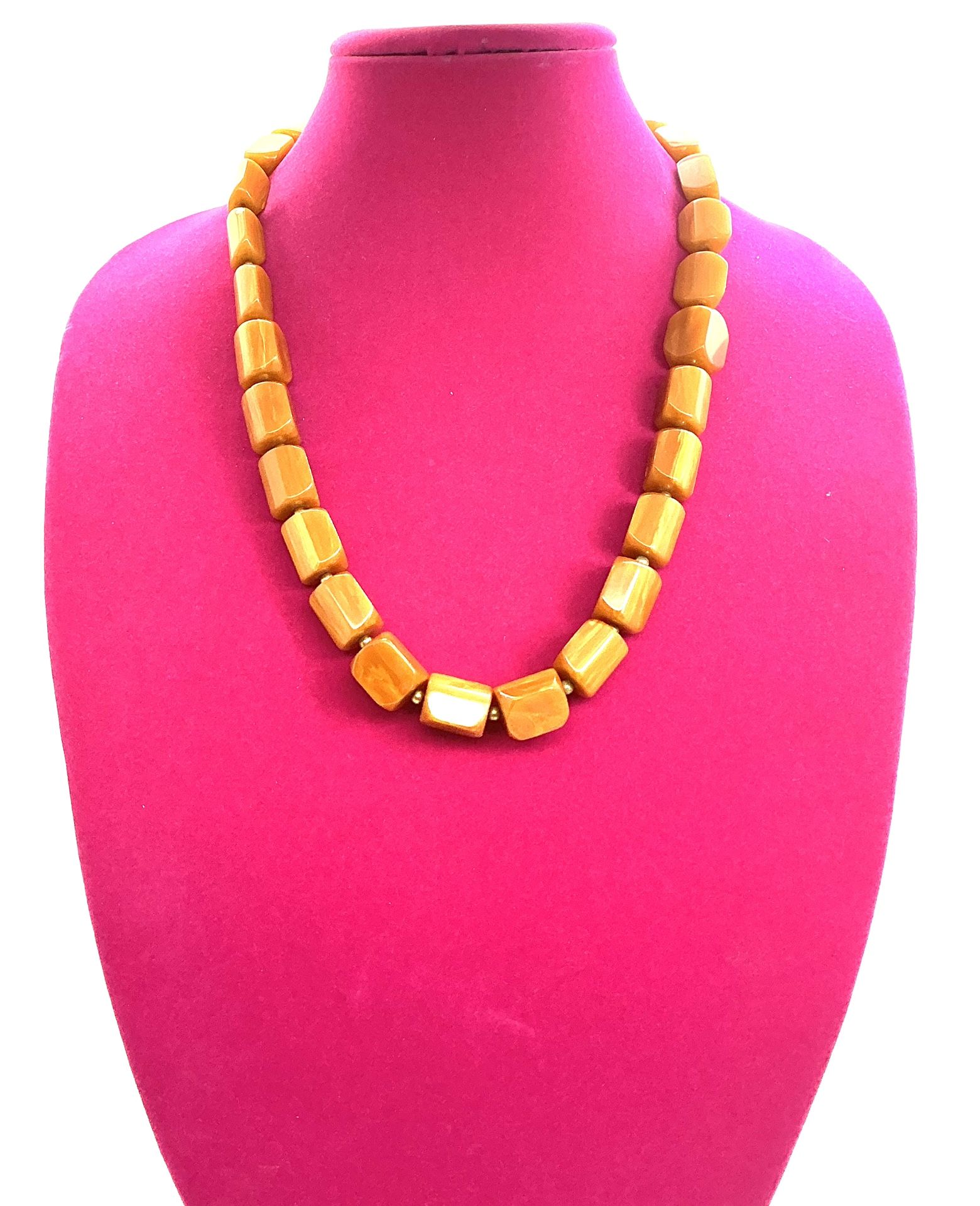 Stunning 24" Butterscotch Bakelite Necklace