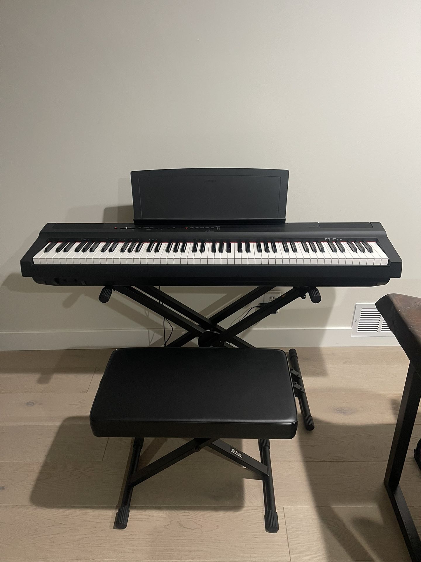 Like NEW Yamaha Digital Piano P-125 Weighted Keys, Adjustable height Stand & Stool, pedal