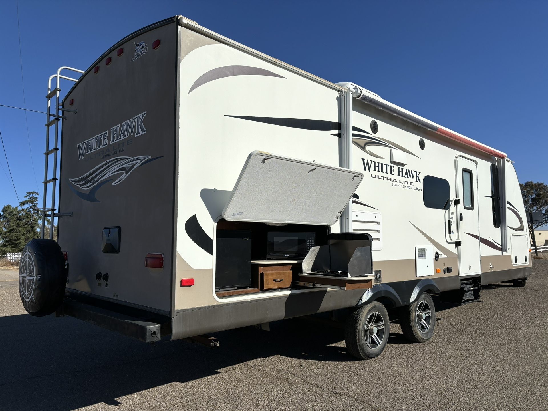 2014 Jayco White Hawk 27’ Travel Trailer Camper Nice Outdoor Kitchen Super Slide Out