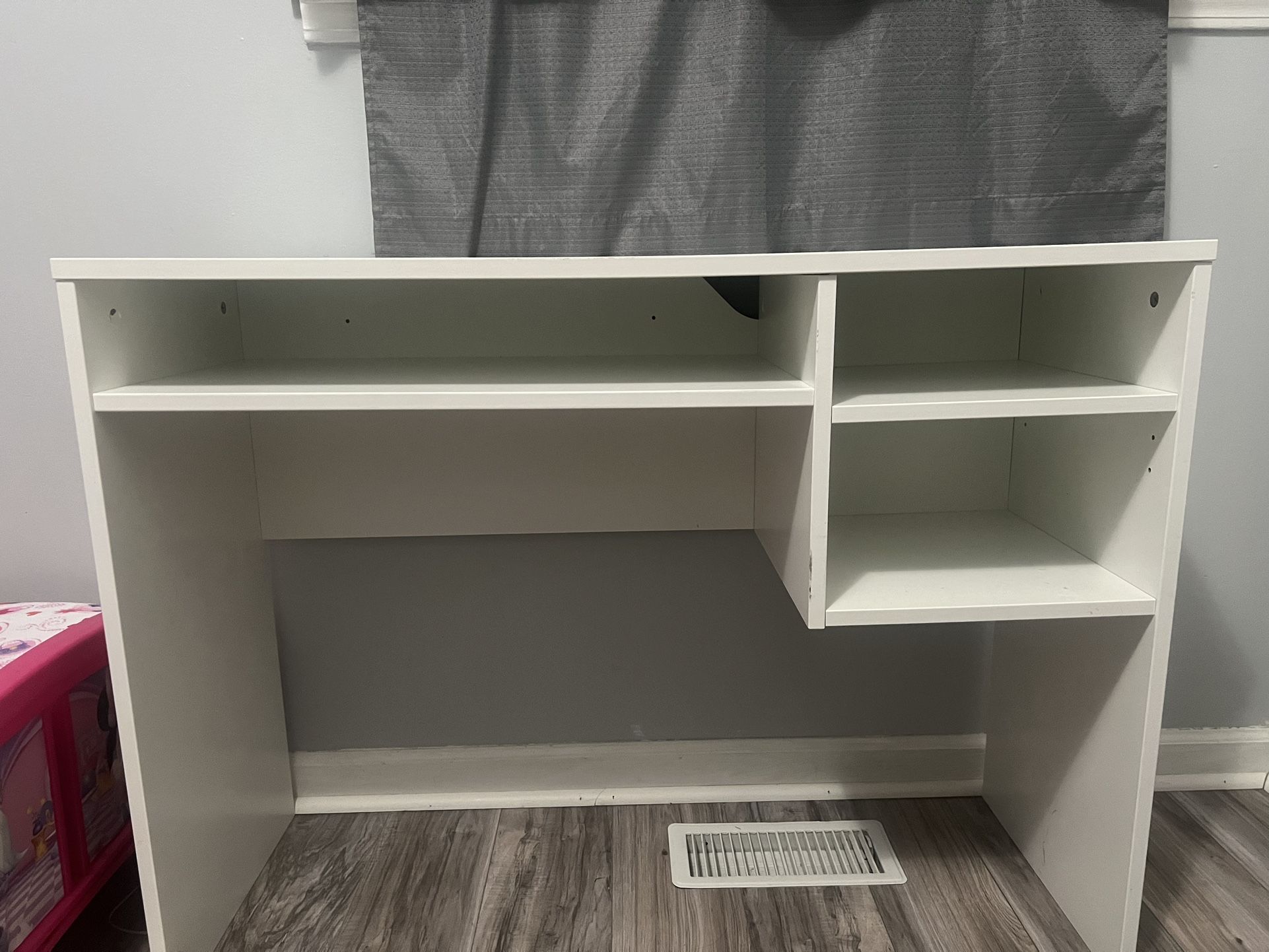 Working Desk And Chair