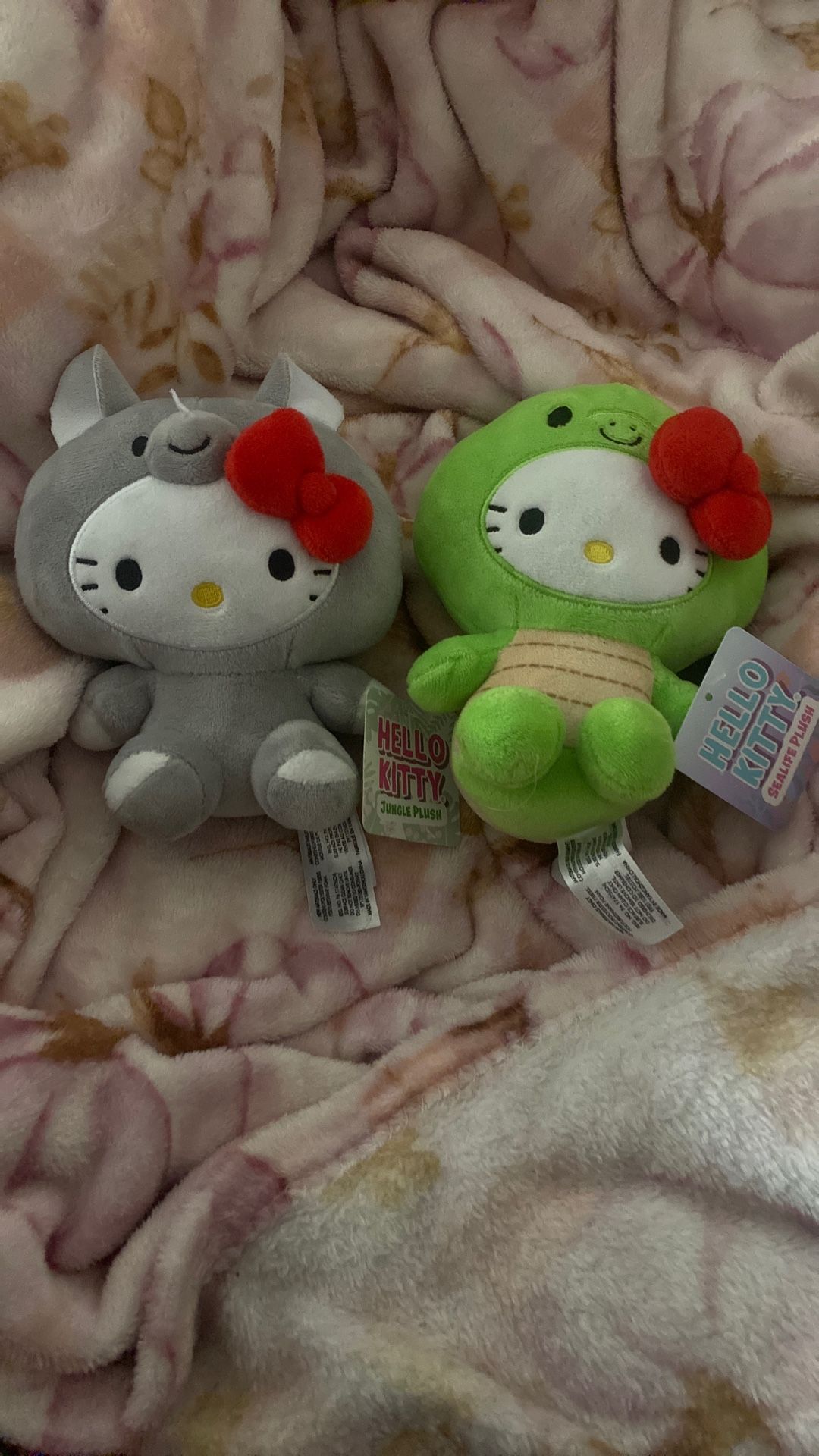 hello kitty plushies