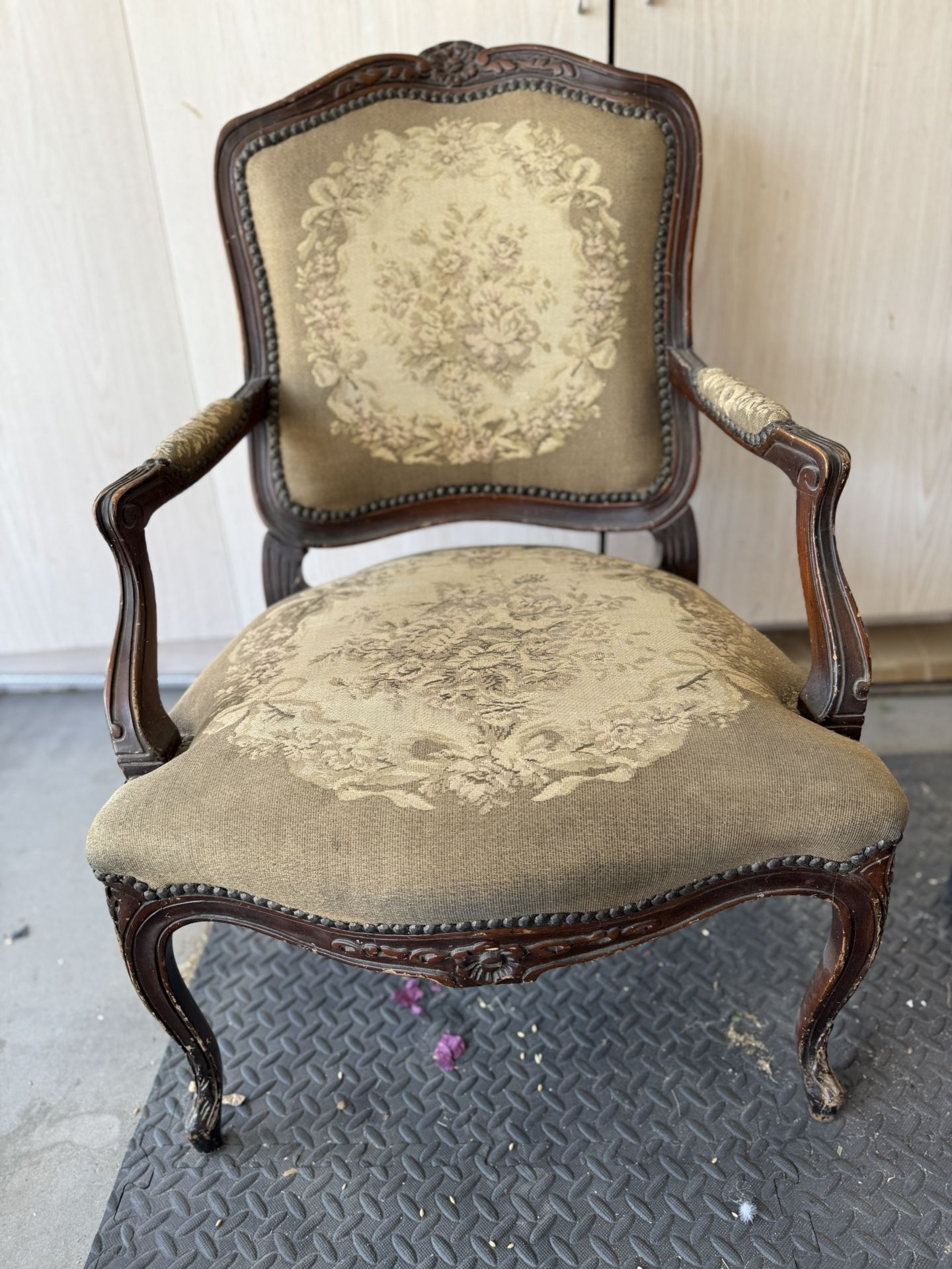 Antique Victorian Chair (Hand Stitched Needle Point)