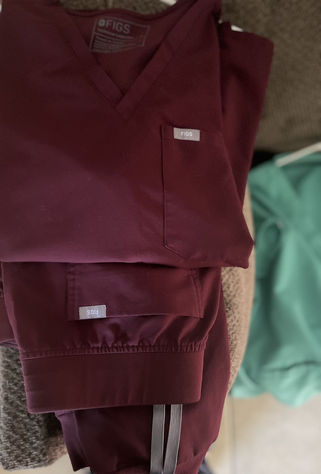 Figs Scrubs XL