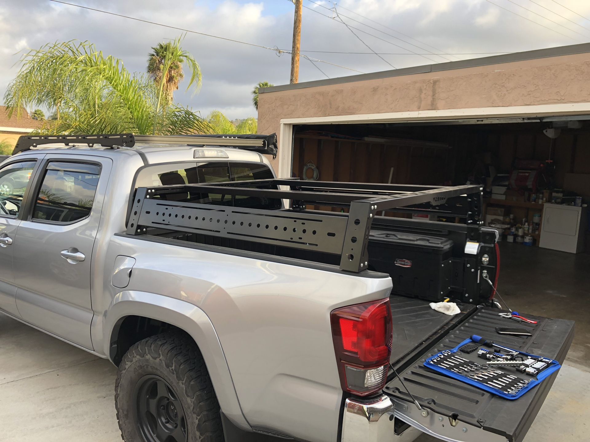 kB voodoo bed rack for 2005-2019 Toyota Tacoma for Sale in El Cajon, CA ...