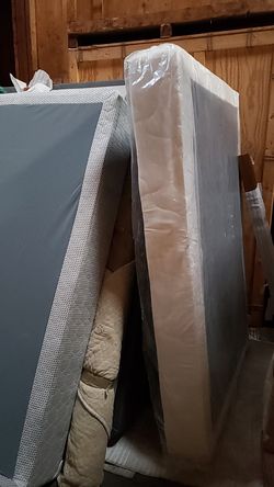 Box springs new