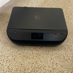 HP Envy 5055 All-in-One Printer – Great Condition 