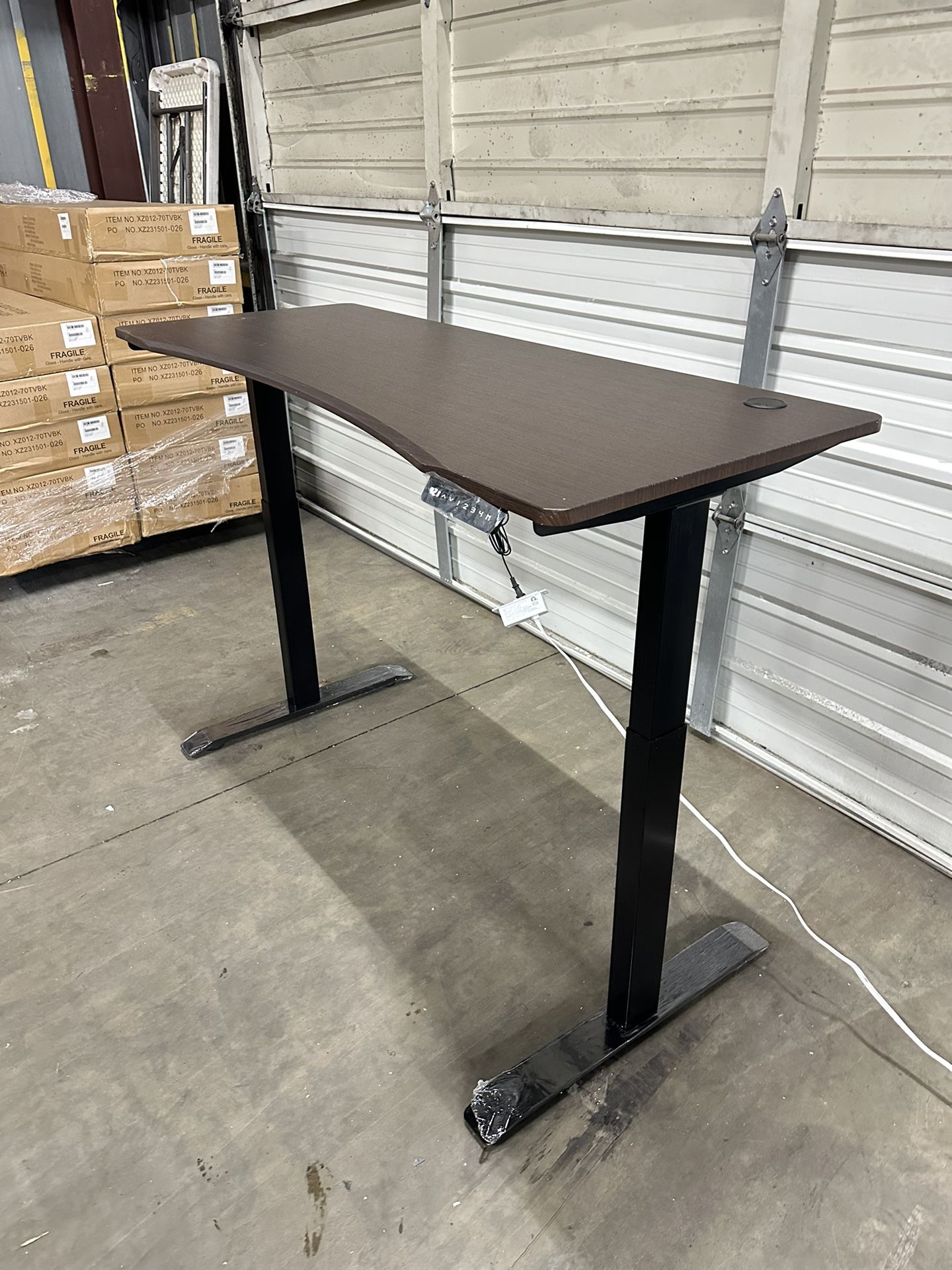 60x24in Height Adjustable Standing Desk