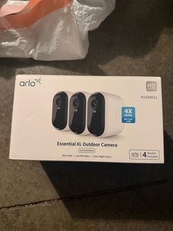 Arlo Essential XL Outdoor Camera 2nd Gen 3-Pack