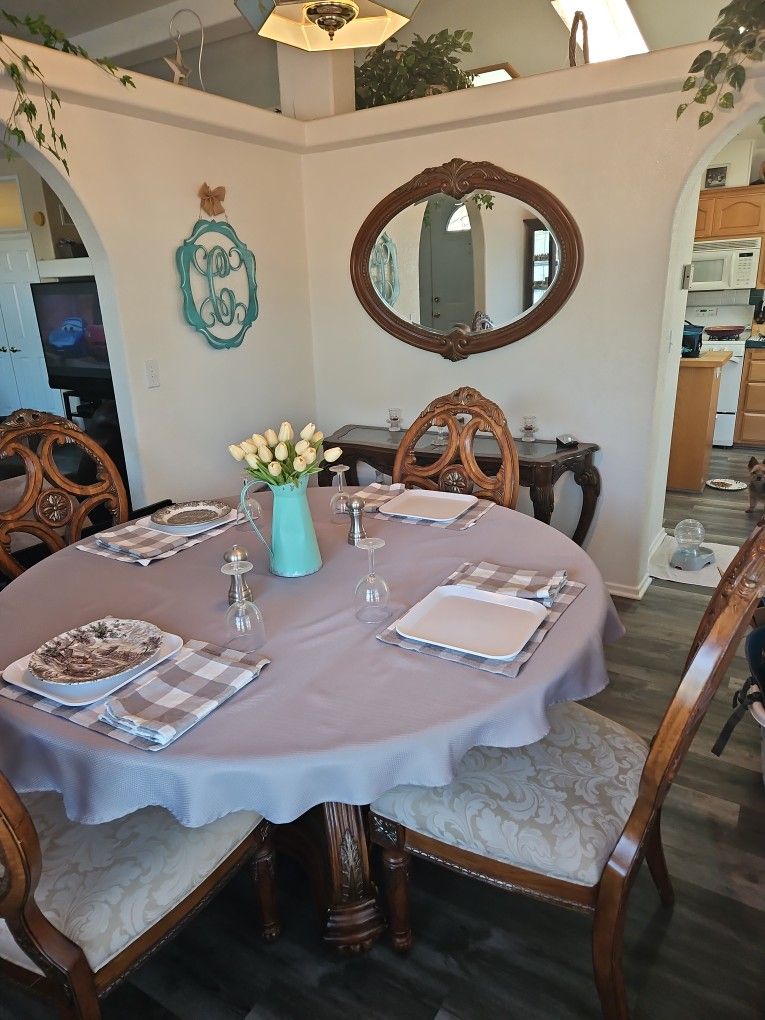 Dining Room Set With Buffet Table And Mirrior