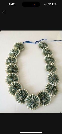 Money Lei