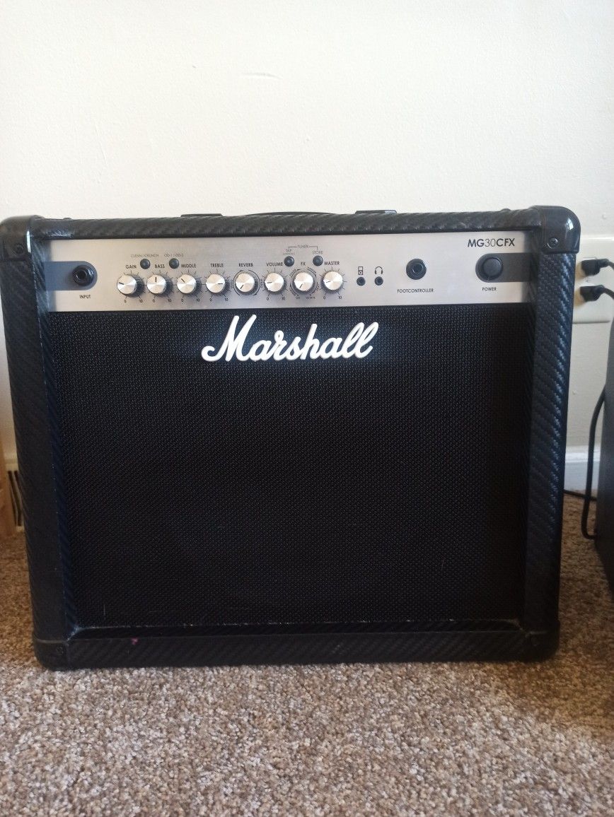 Marshall  MG 30 CFX