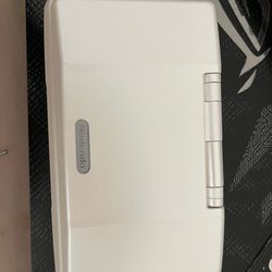 White Nintendo DS Phat - comes with charger