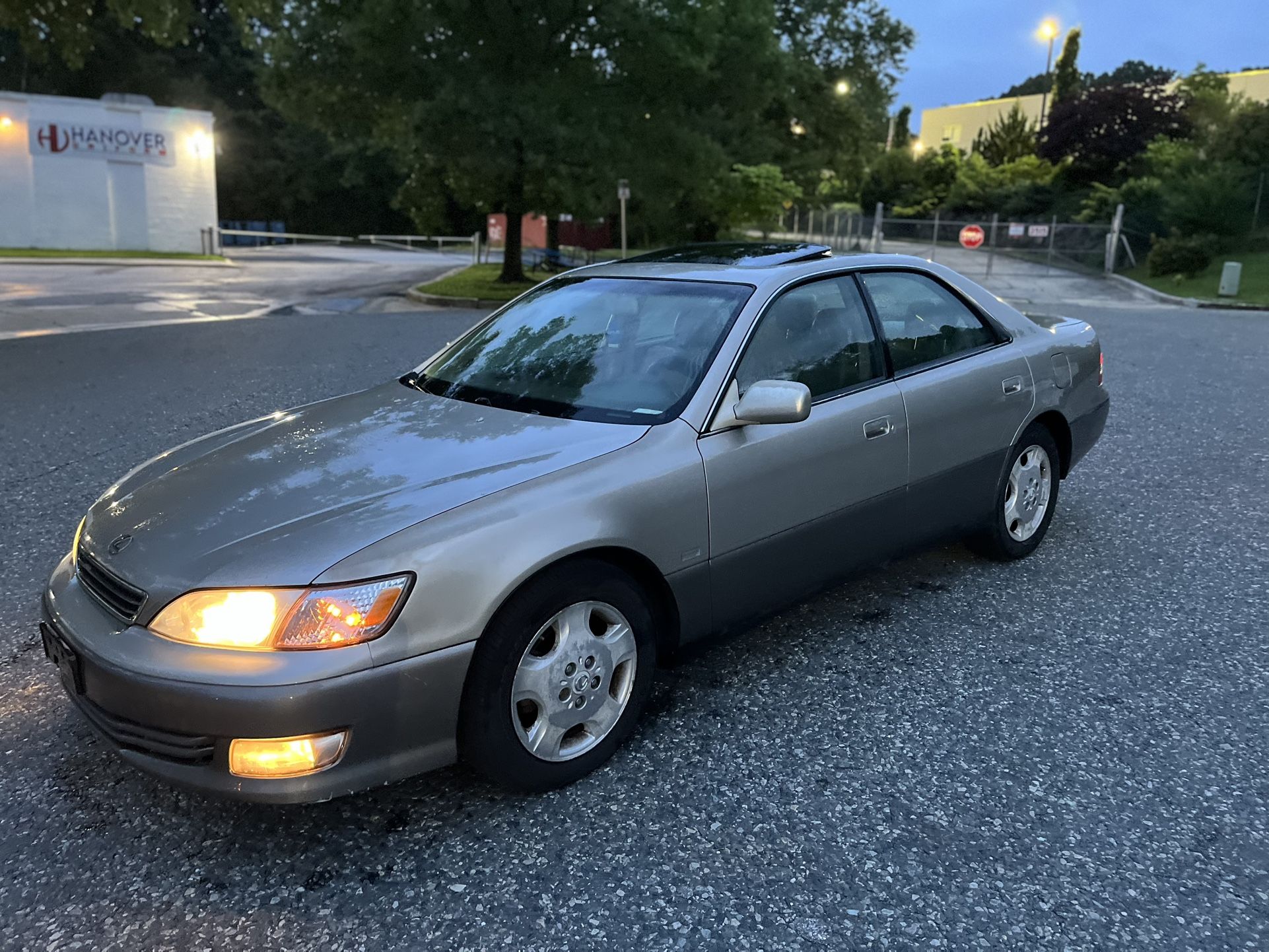 2001 Lexus ES