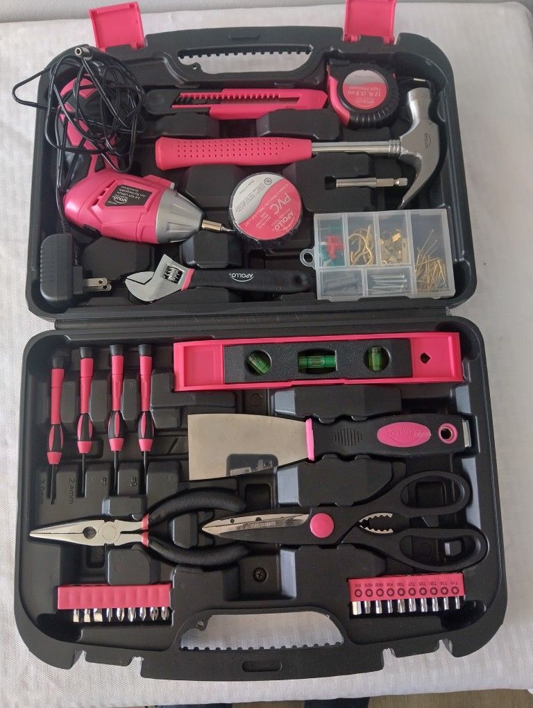 Apollo Tools 135 Piece Household Pink Hand Tools Set