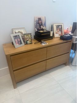 Dresser- Pottery Barn, Excellent