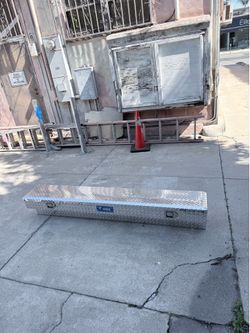 Uws heavy wall aluminum slim truck tool box