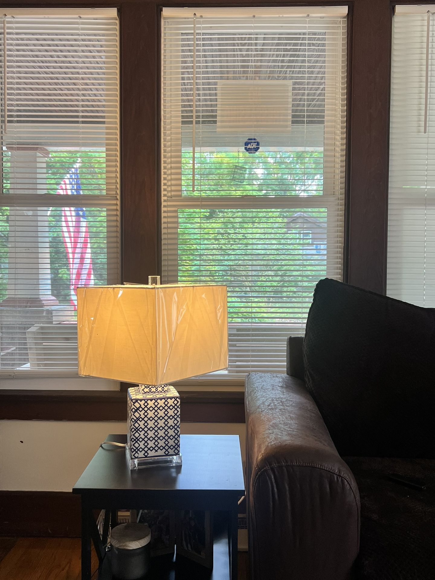 Napa Home & Garden Antique Lamp