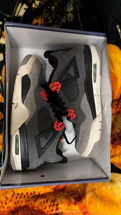 Jordan 4