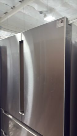 Bosch four-door Refrigerator with Ice