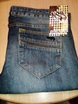 Skinny jeans