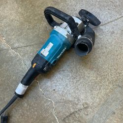 Makita 9227C 7 inch grinder
