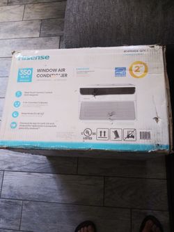 Hisense  window air conditioner 350 sq.f.t 8000btu
