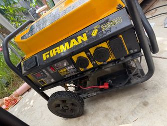 Reliable yellow and black FIRMAN 3650 portable generator has a 4550 starting watt and 3650 running watt capacity. This unit features a 5.0-gallon fuel