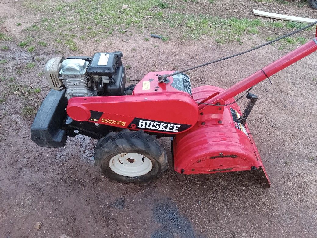 Huskee 18" Rear Tine Tiller