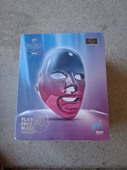 LED face mask