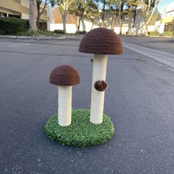 Cat Scratching Post, Mushroom Tall Cat Scratcher Featuring with Natural Sisal Scratching Poles and Interactive Toy Ball for Kittens and Small Cats 