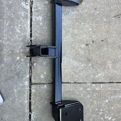Curt 13484 - Class 3 Trailer Hitch, 2" Receiver, Fits Volvo XC60