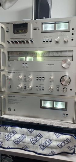 MITSUBISHI STEREO RACK 1970S RARE