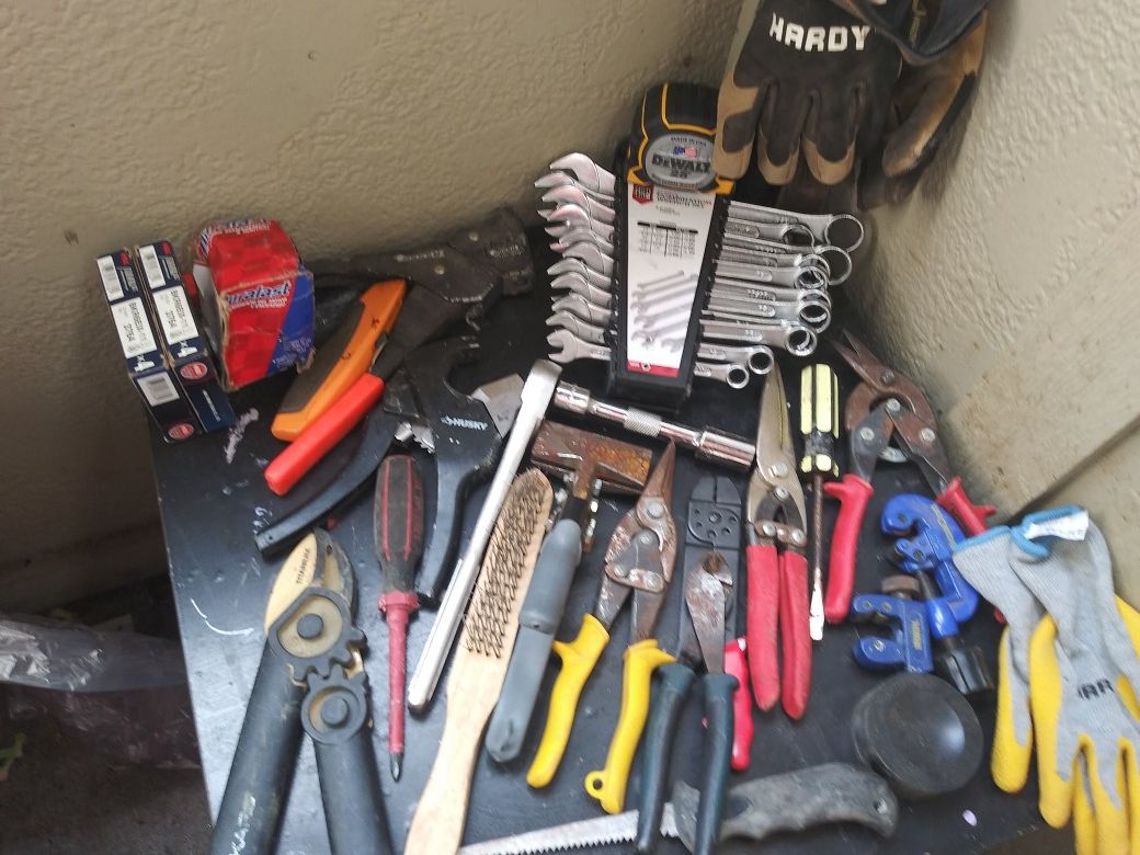 Tools for all m aintence