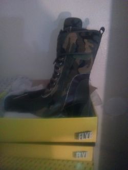 Camouflage Boots 
