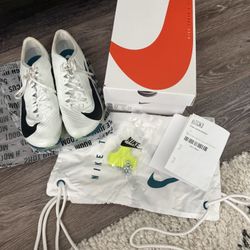 Nike Air Zoom Maxify 2 Track and Field Shoes. Size 8.5 mens/ 10 womens.