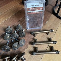 Vintage Brass Drawer Handles & Knobs