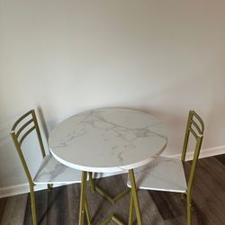 Round Dining Table