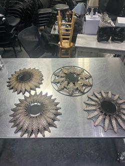 Decorative Sunburst Leaf Wall Mirrors Set of 4