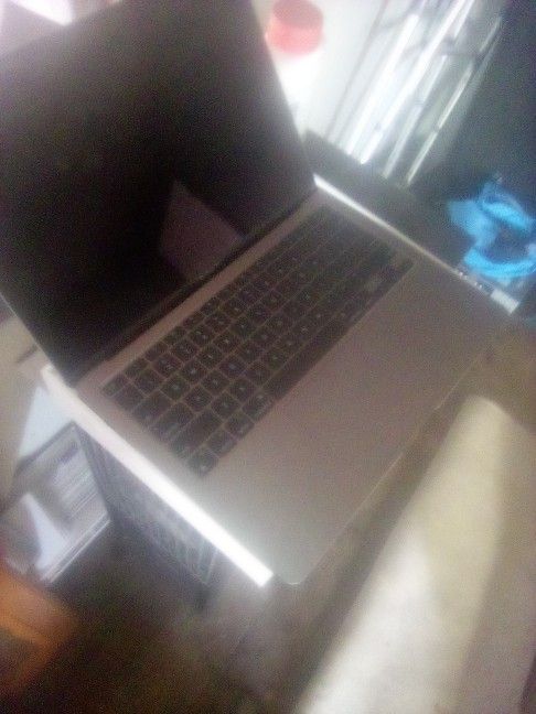 2020 M1 MacBook Air