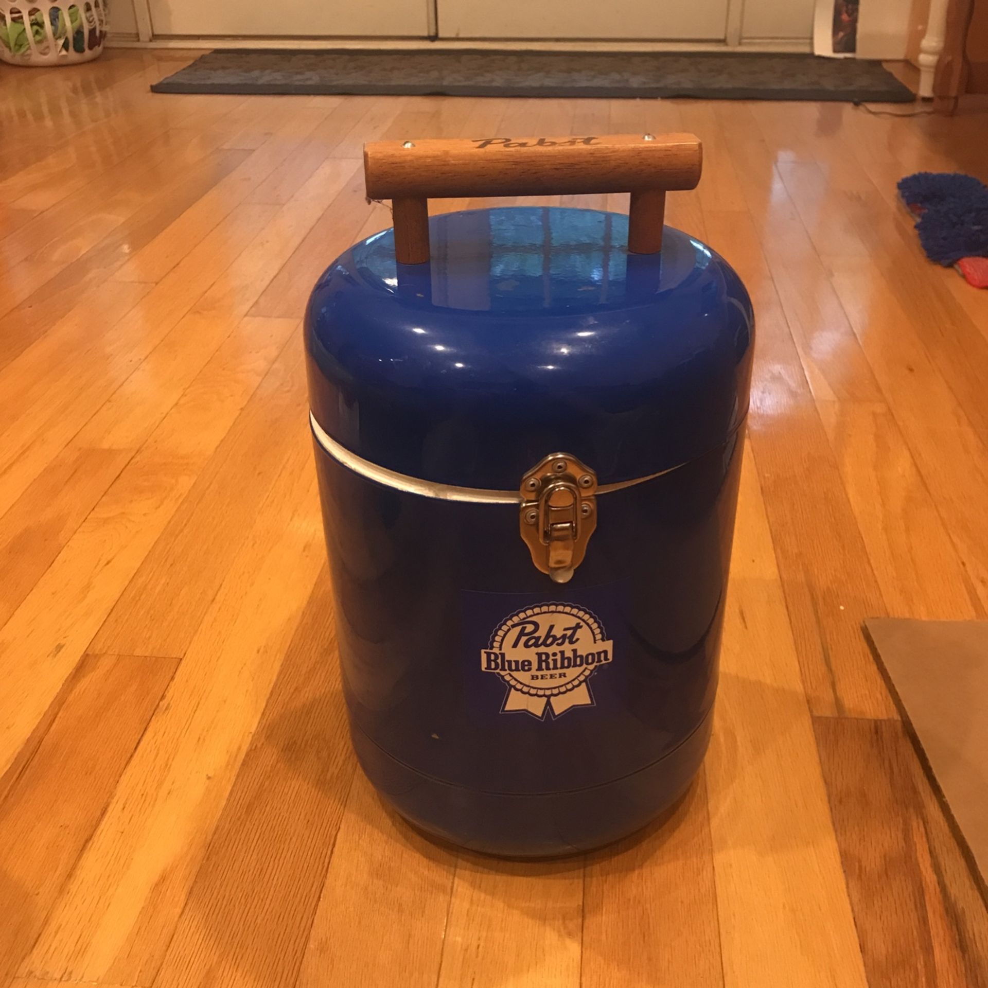 Vintage Pabst Blue Ribbon Cooler