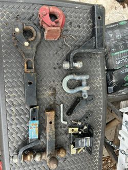 Towing Hitch Accessories All For $80
