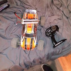 Upgraded Traxxas Rustler Brushless+3s Lipo Battery  + Charger 