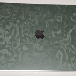 2020 13” MacBook Pro 256GB w/8GB Memory, charging accessories included.