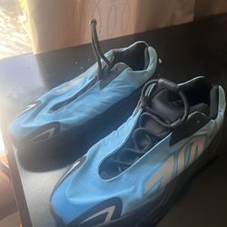 Yeezy 700 Boost MMVN