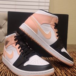 Air Jordan 1 MID