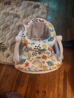 Baby sitting chair
